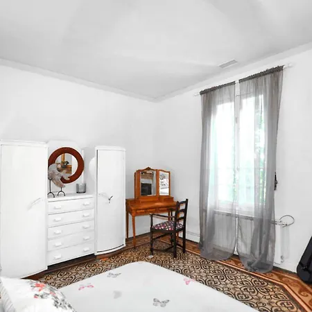 Stunning In Vakantiehuis Espira-de-l'Agly
